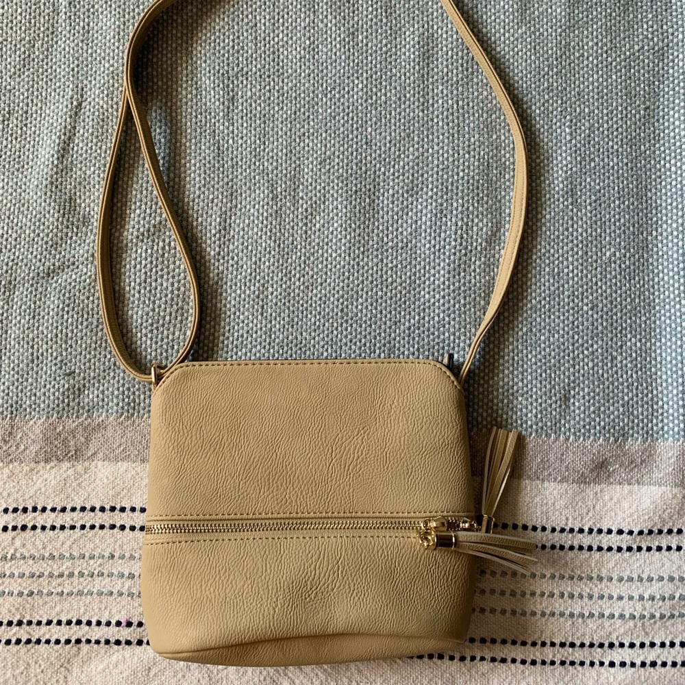 🌱 Vegan leather purse - Brand New without tags